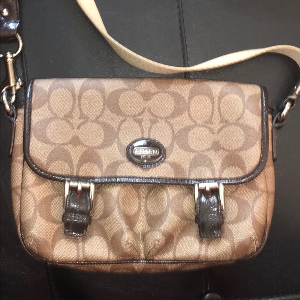 Coach handbag! Like new!!! Gorgeous bag!